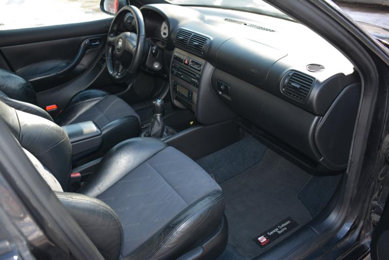Seat Leon 2.8-VR6-CUPRA 4X4, снимка 10 - Автомобили и джипове - 43453037