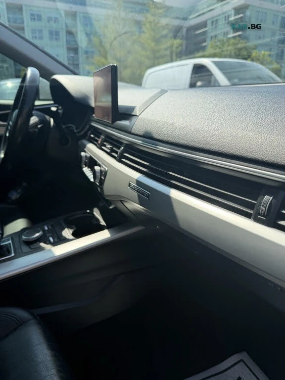 Audi A4 quattro * Pano * АвтоКредит * (ЦЕНА ДО БГ), снимка 9 - Автомобили и джипове - 55828439