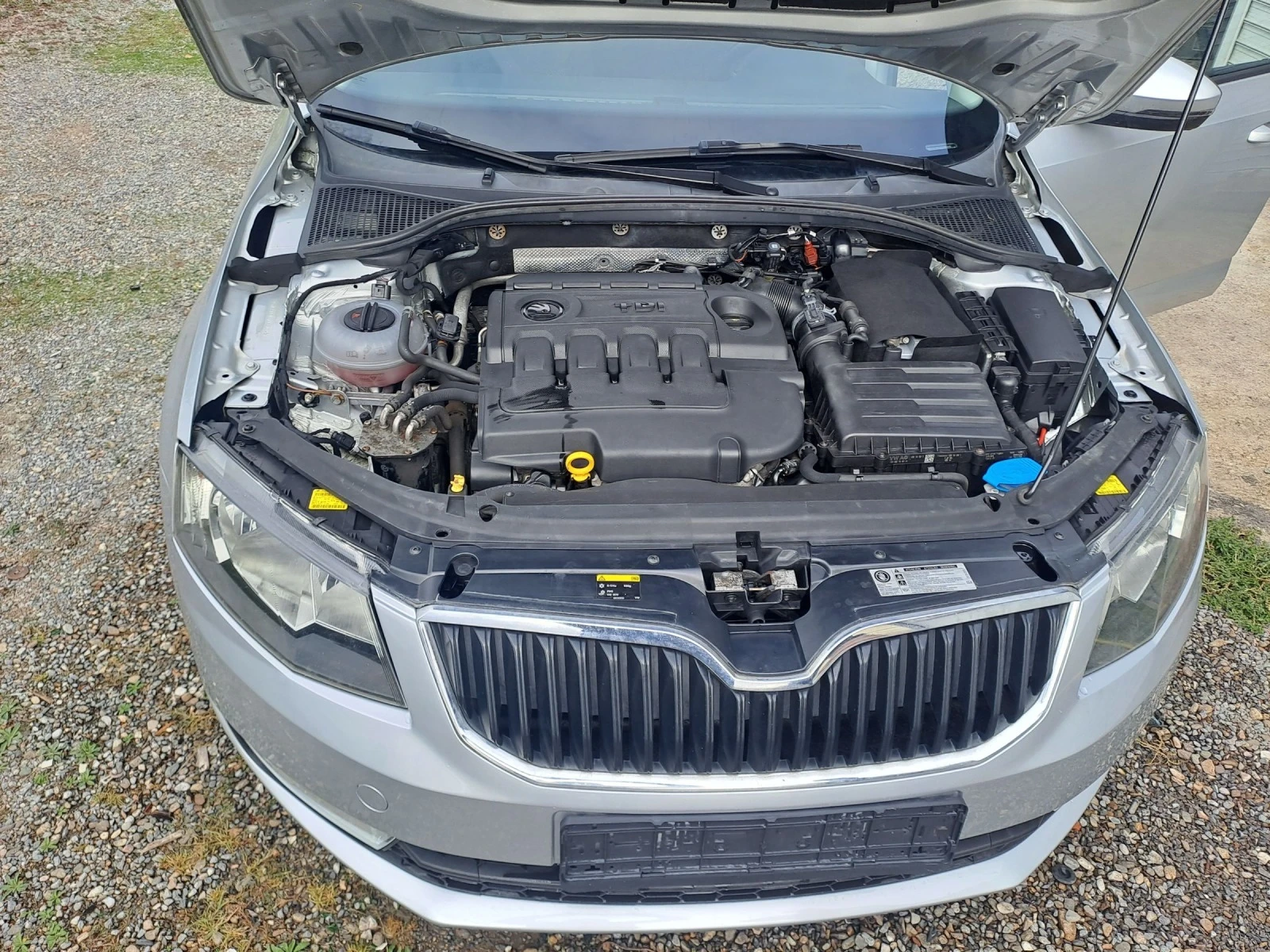 Skoda Octavia 16 tdi - изображение 9