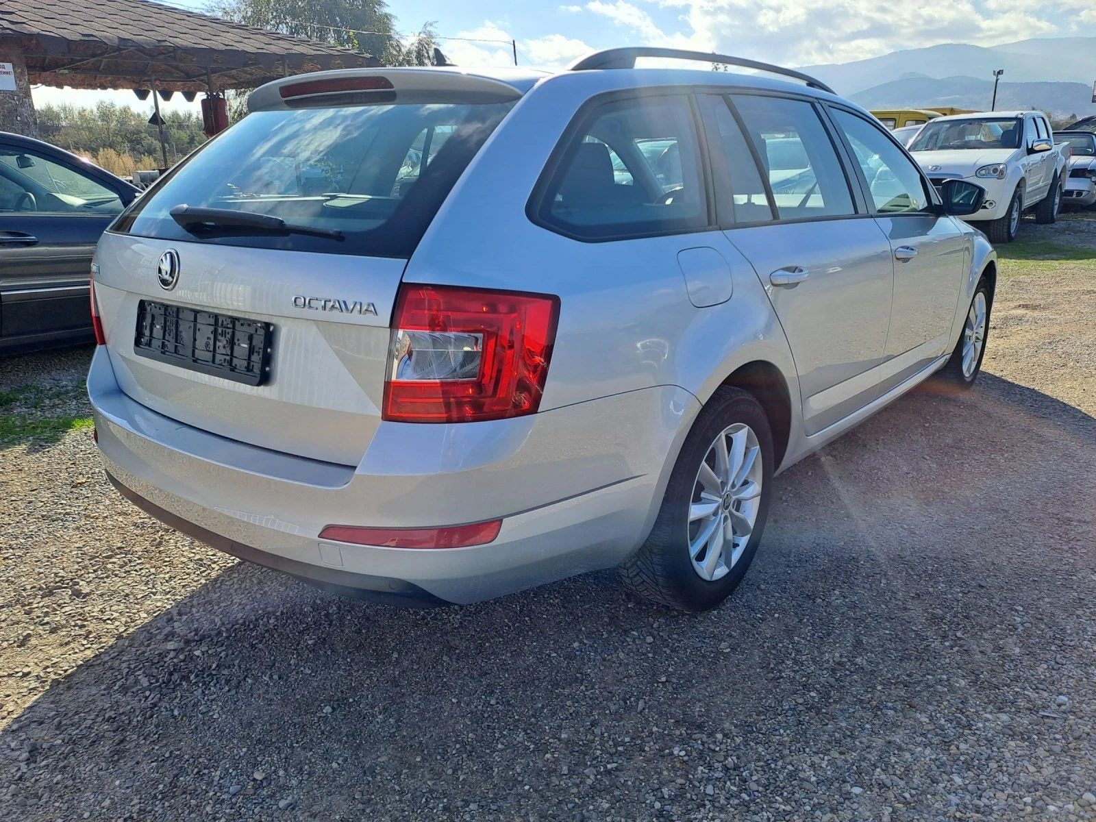 Skoda Octavia 16 tdi - изображение 4