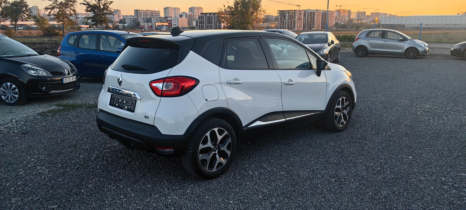 Renault Captur 1.2i automat full - изображение 6