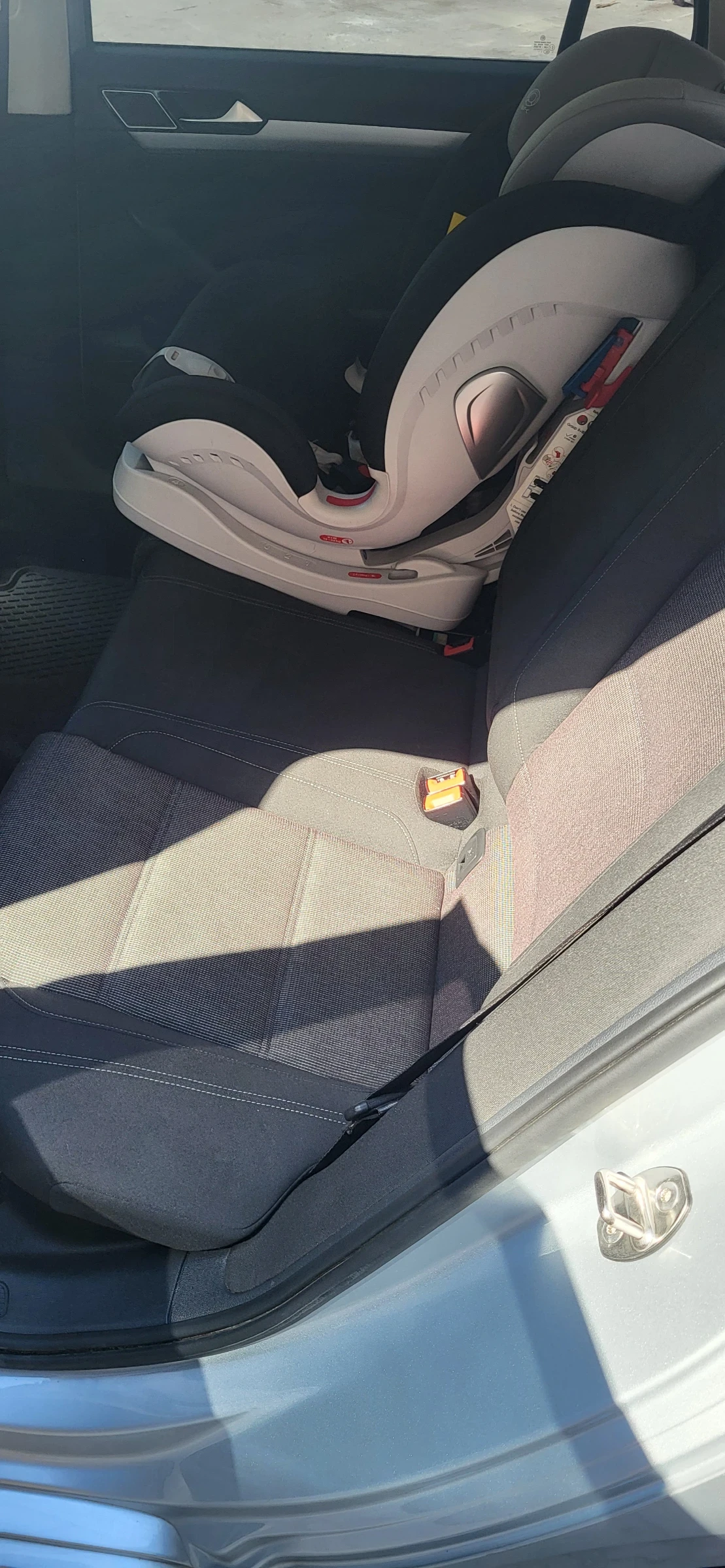 VW Passat 2.0 Tdi 150 | Mobile.bg   14