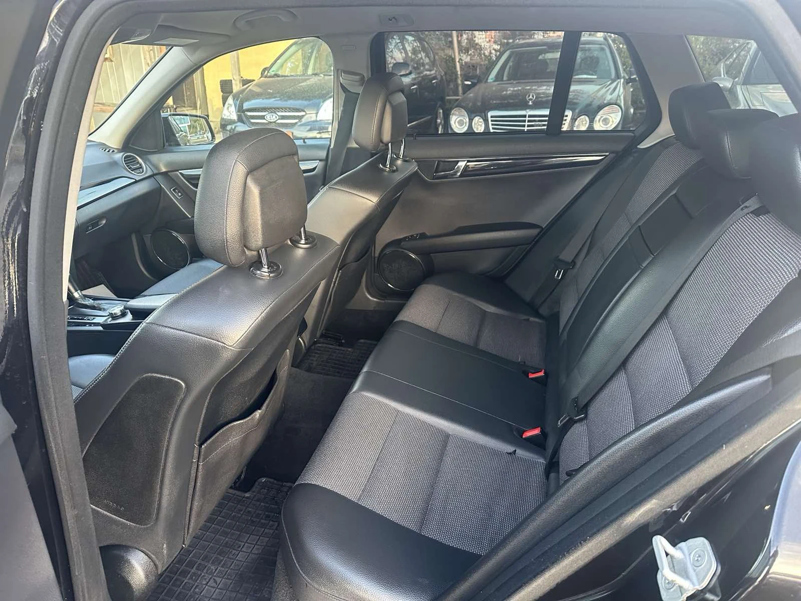 Mercedes-Benz C 200 CDI Facelift Автоматик - изображение 10