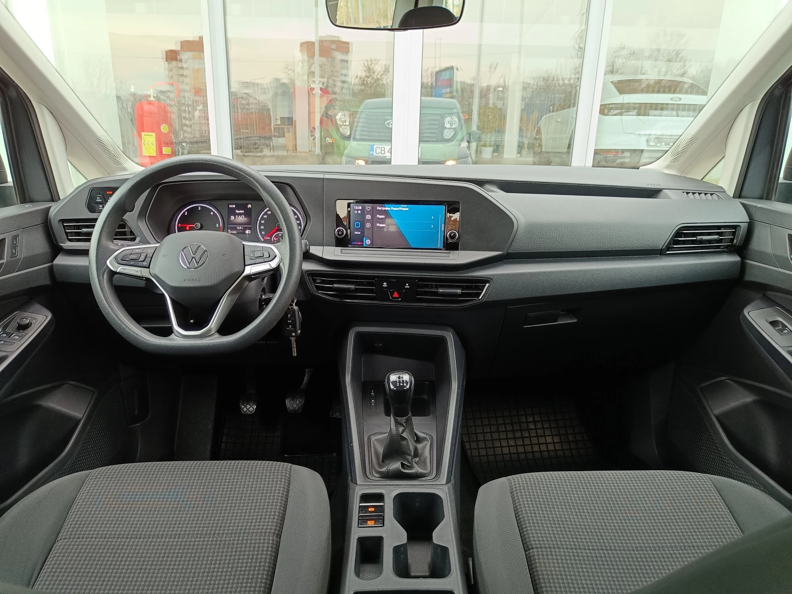 VW Caddy 2.0 TDI  - изображение 10