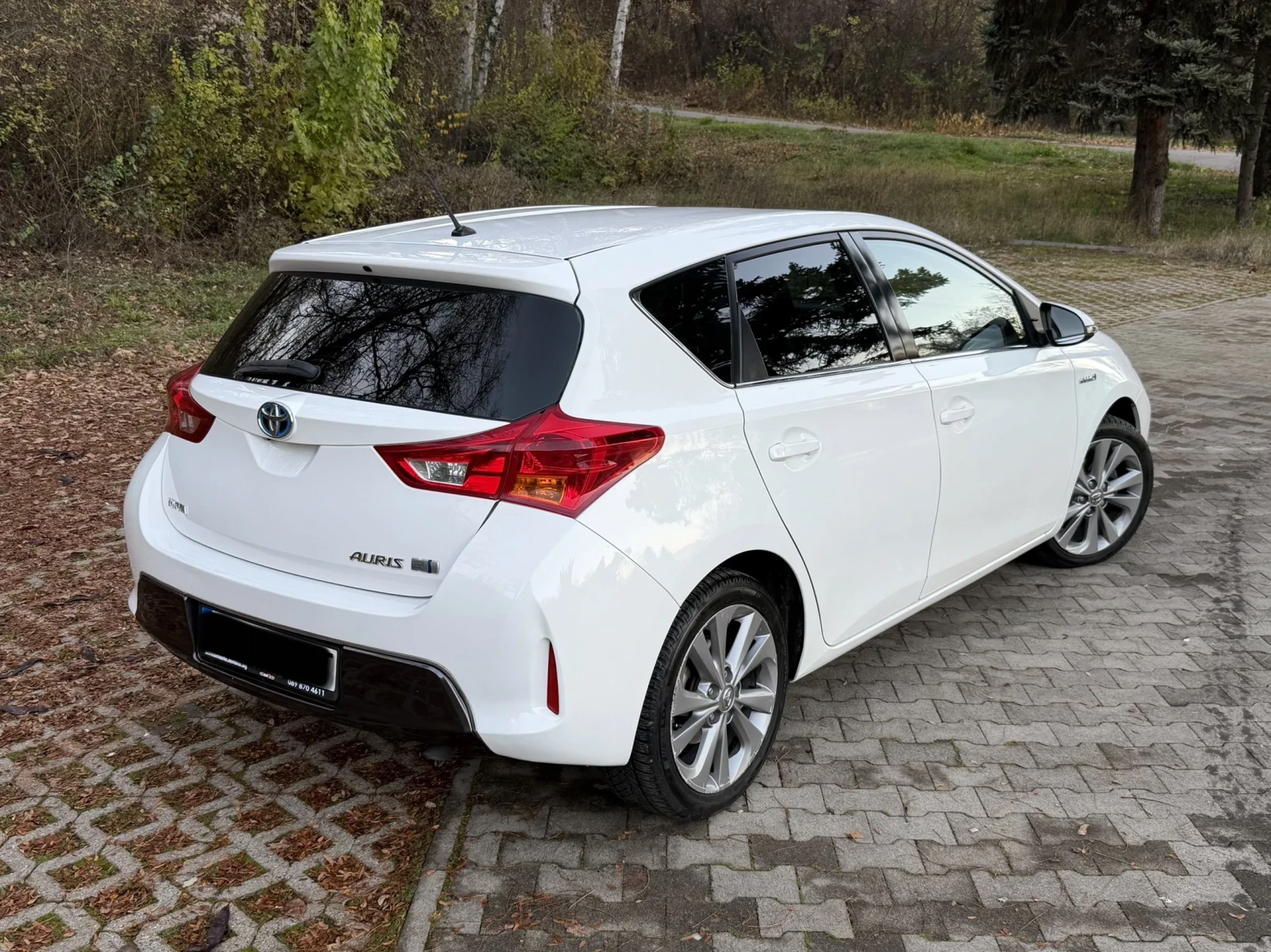 Toyota Auris HYBRID/1.8 | Mobile.bg   4
