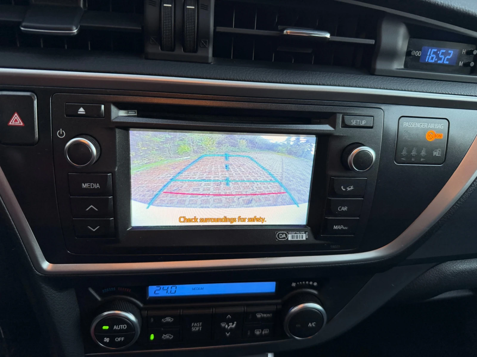 Toyota Auris HYBRID/1.8 | Mobile.bg   9