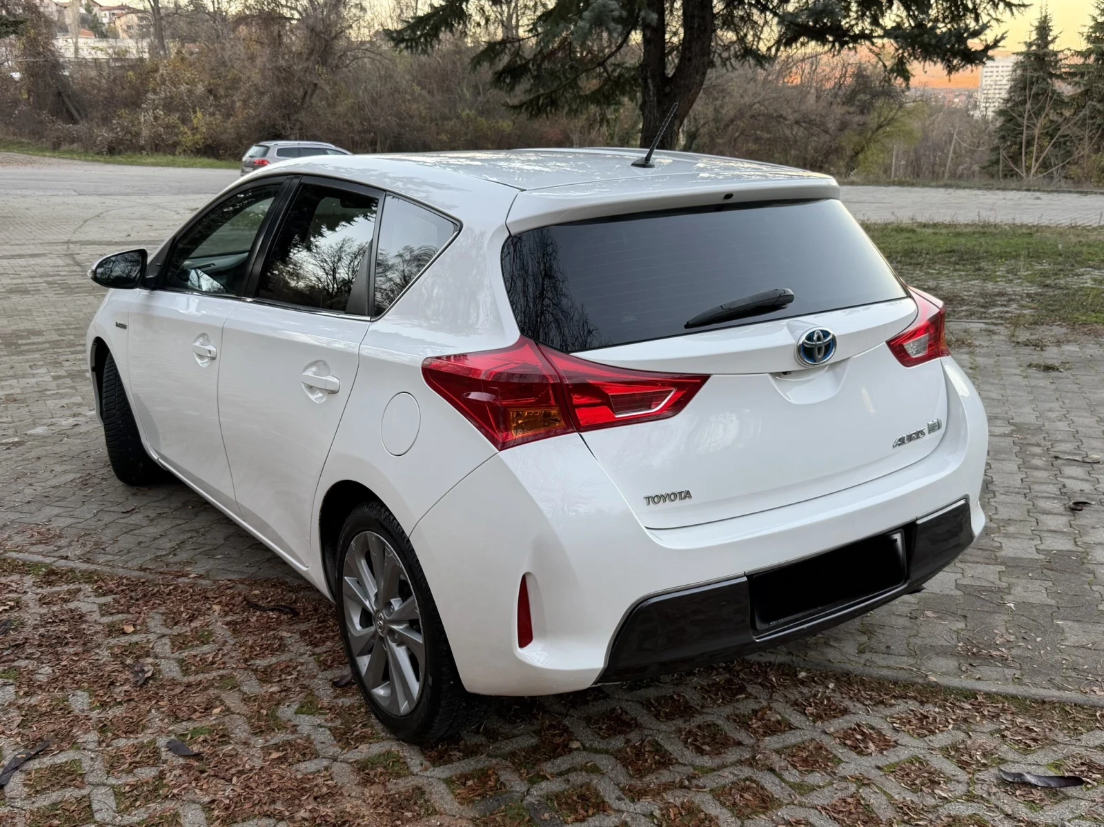 Toyota Auris HYBRID/1.8 | Mobile.bg   5
