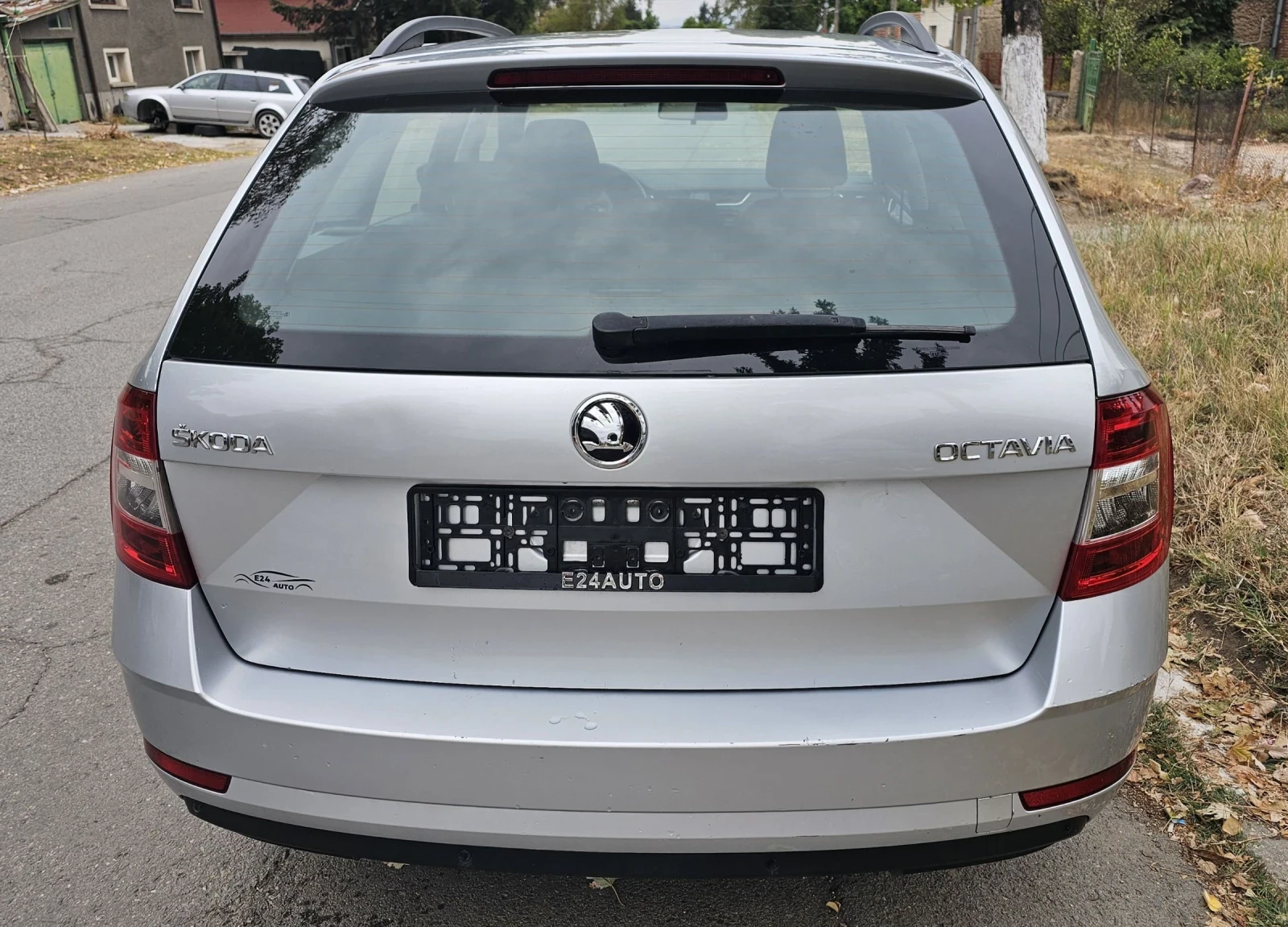 Skoda Octavia 1.6tdi 115 EURO6  - изображение 5