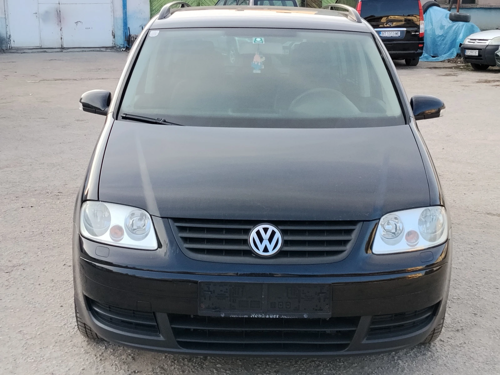 VW Touran 1.9-TDI , снимка 3 - Автомобили и джипове - 53829554