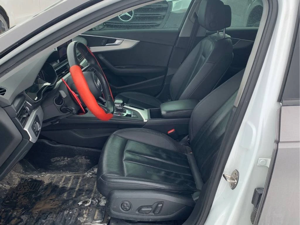 Audi A4 Progressiv * CARFAX* 360 КАМЕРИ, снимка 7 - Автомобили и джипове - 53894008