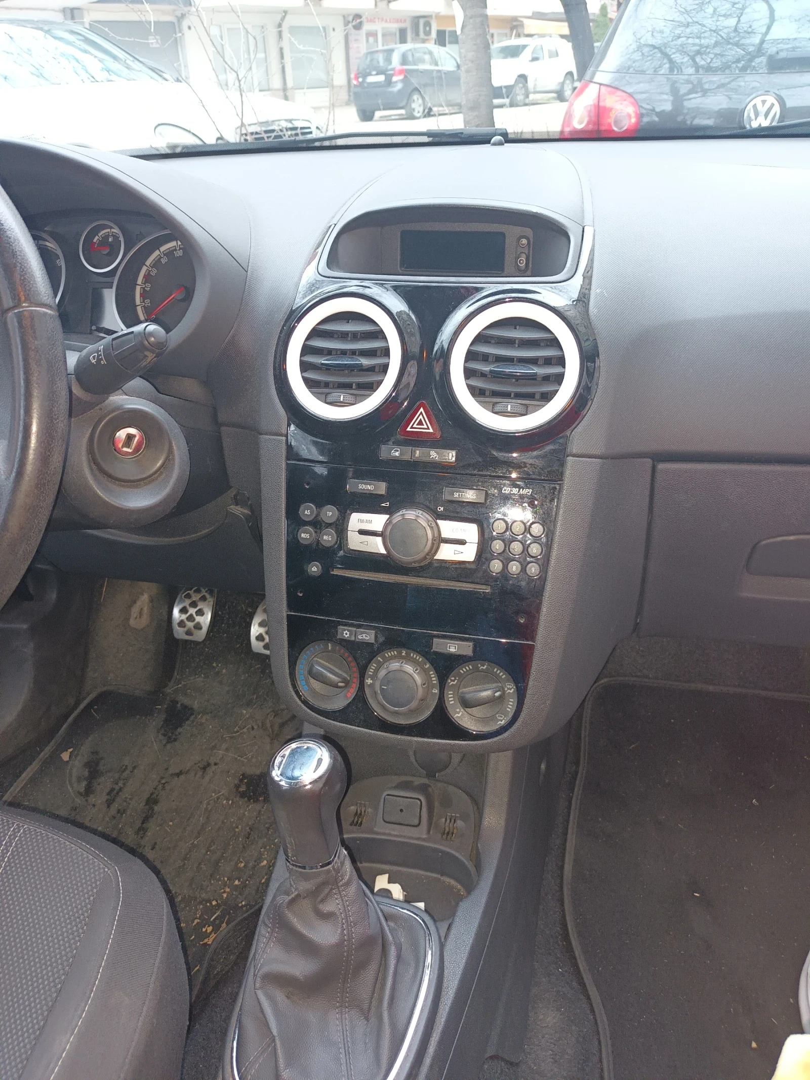 Opel Corsa, снимка 9 - Автомобили и джипове - 53964556