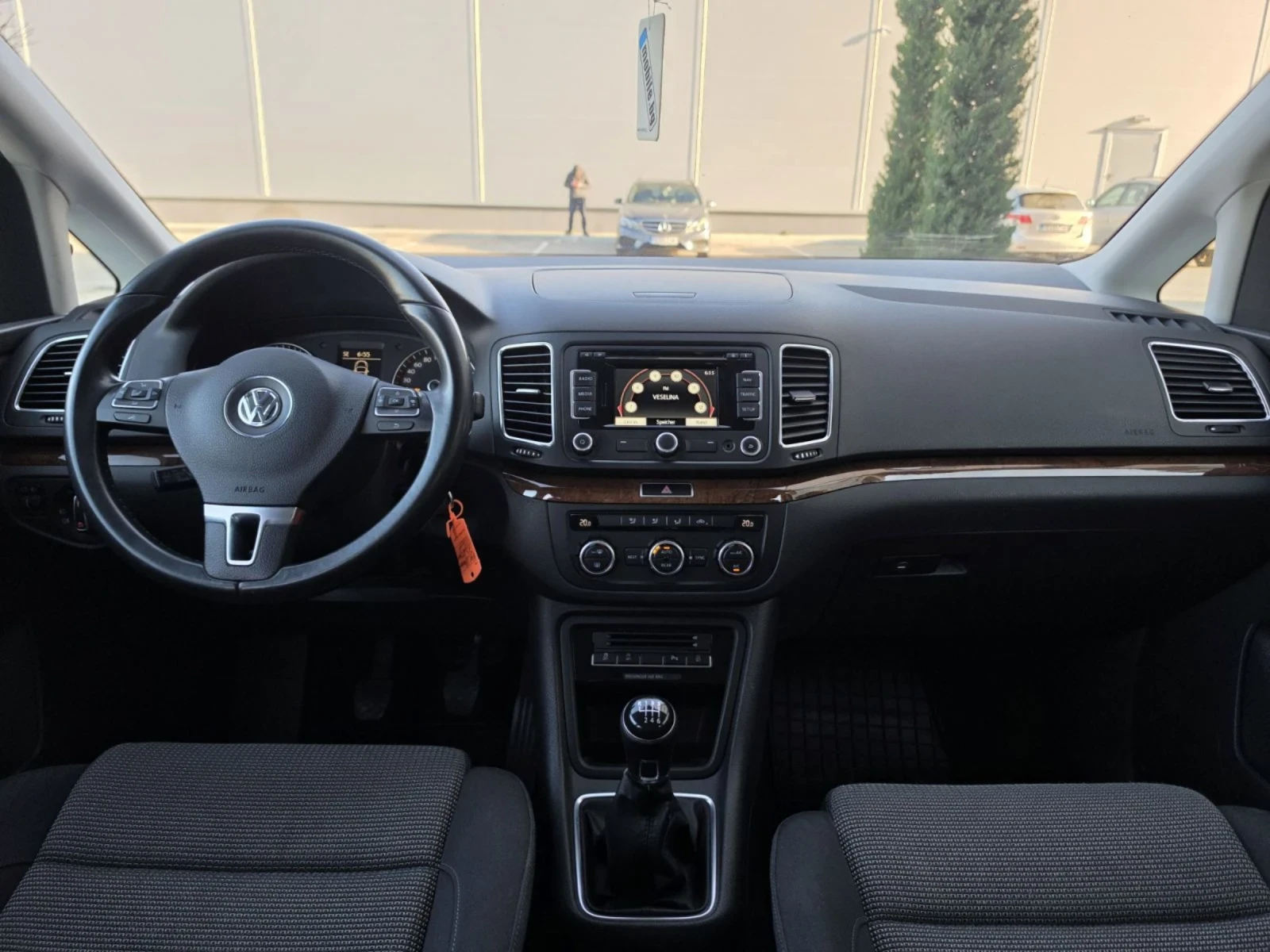 VW Sharan Lux, Navi, 7 mesta, снимка 11 - Автомобили и джипове - 54000617
