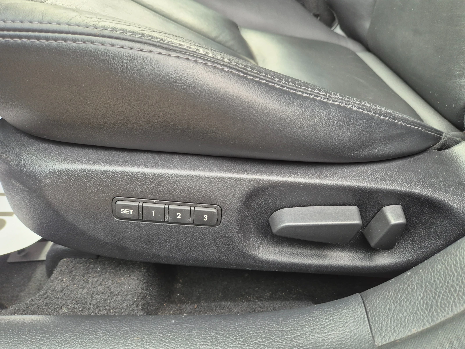 Mazda 6 2.0D, NAVI, KOJA, FUUL, снимка 11 - Автомобили и джипове - 54180466