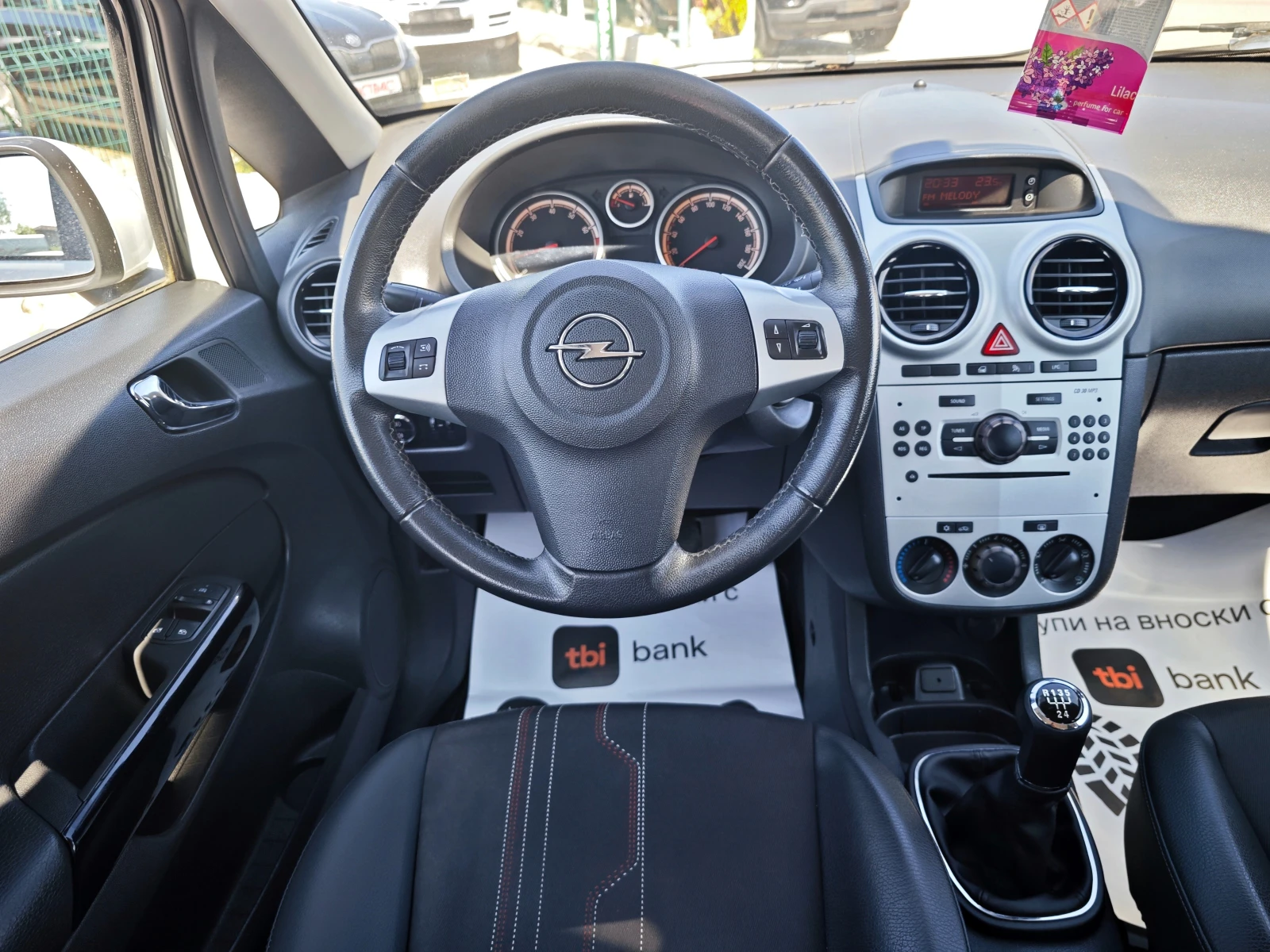Opel Corsa 1.2 Gaz injekcion, снимка 12 - Автомобили и джипове - 54798680