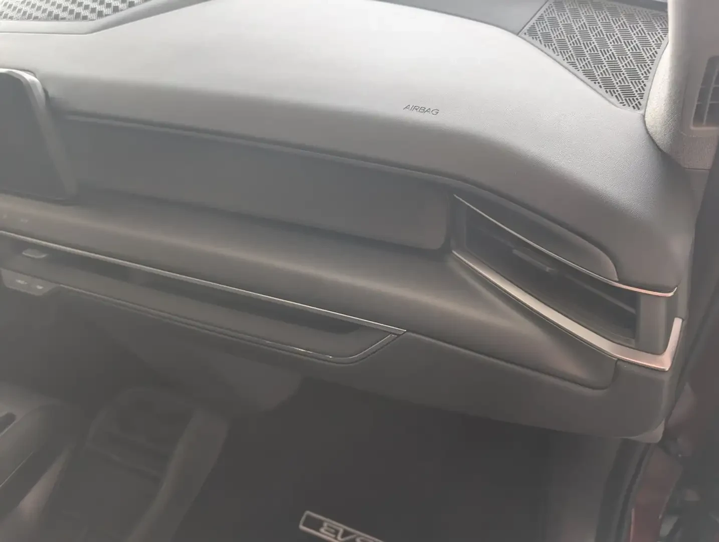 Kia EV9 EV9, снимка 8 - Автомобили и джипове - 54881605