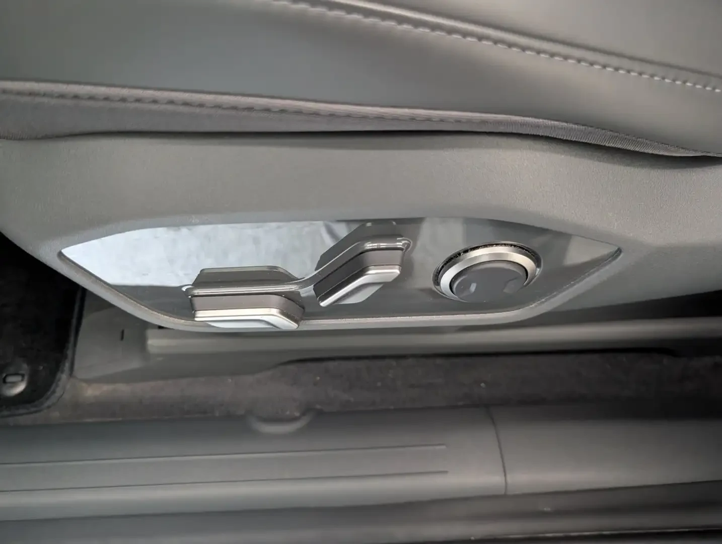 Kia EV9 EV9, снимка 13 - Автомобили и джипове - 54881605