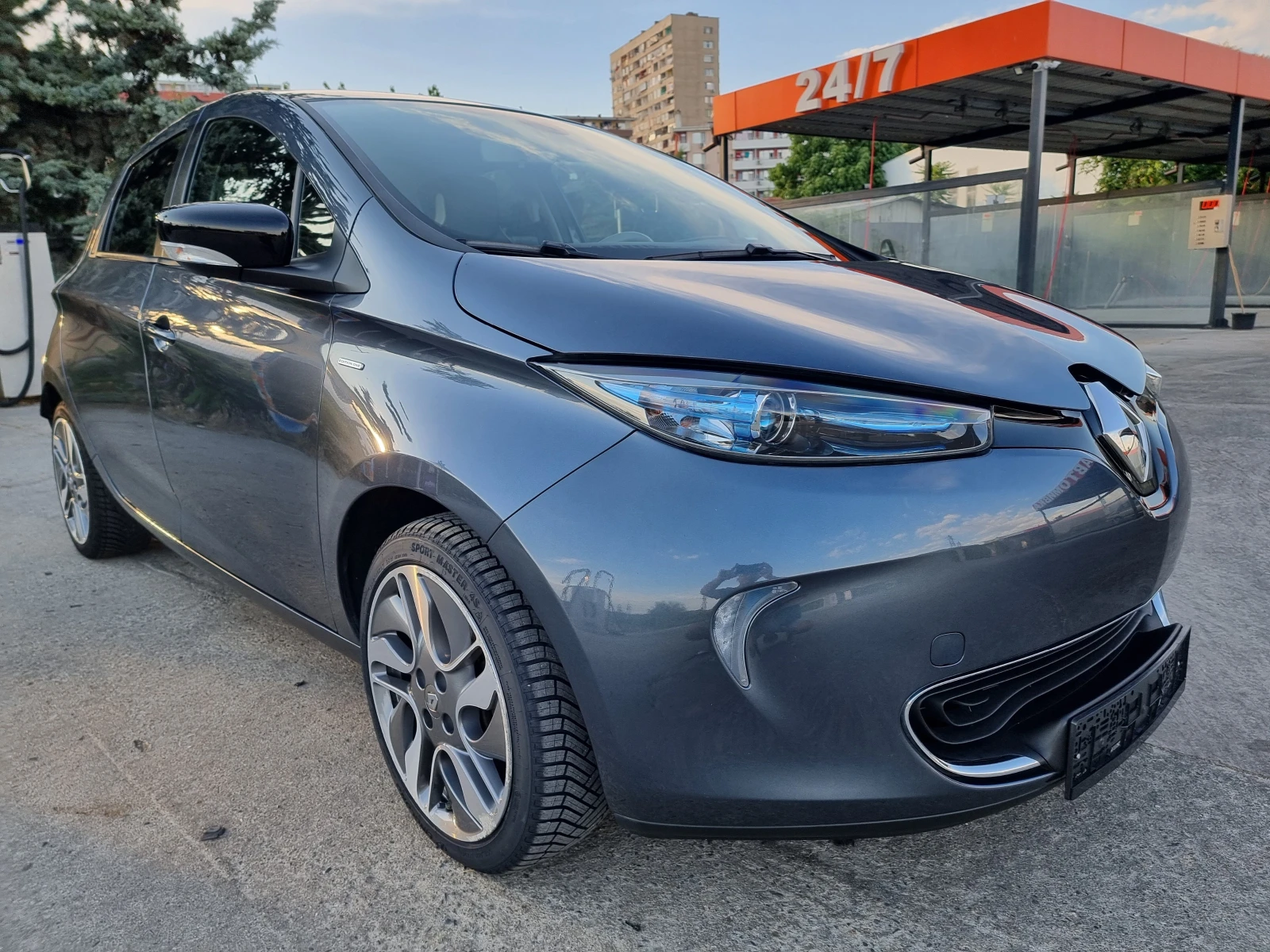 Renault Zoe EDITION ONE 41KW, снимка 2 - Автомобили и джипове - 55039976
