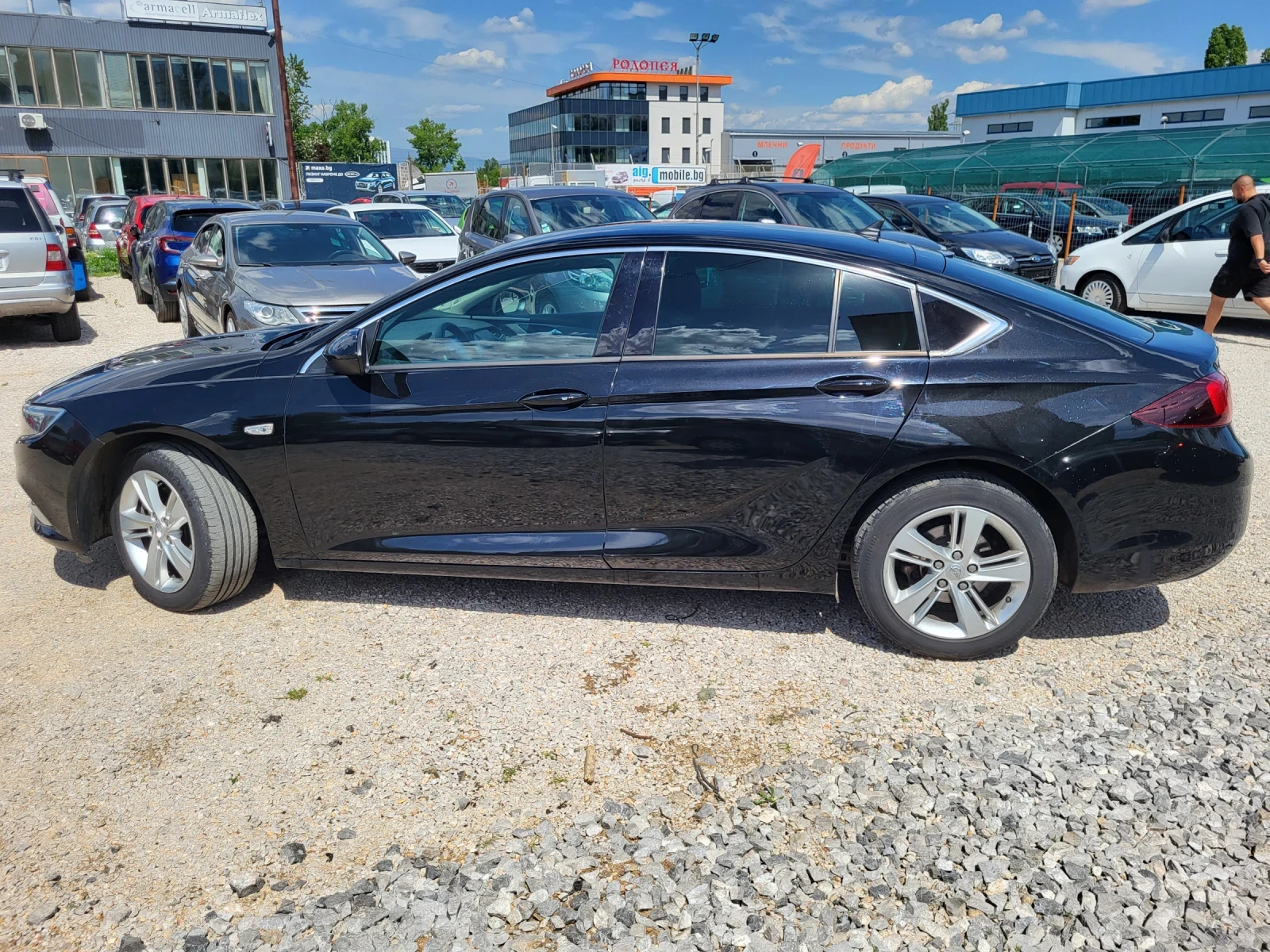 Opel Insignia, снимка 5 - Автомобили и джипове - 55154146