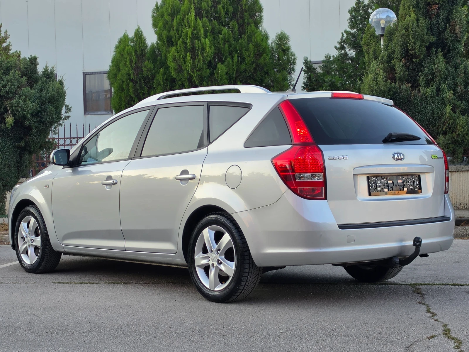 Kia Ceed 1.4i 90hp* NAVI * EURO 4 * КЛИМАТИК * ЛИЗИНГ * , снимка 5 - Автомобили и джипове - 55729615