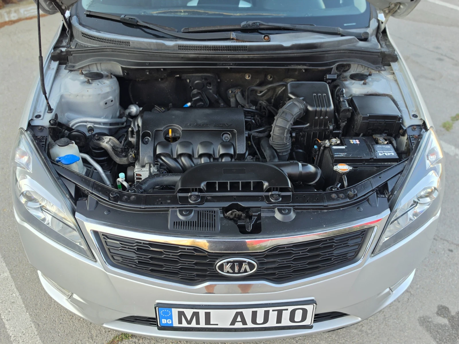 Kia Ceed 1.4i 90hp* NAVI * EURO 4 * КЛИМАТИК * ЛИЗИНГ * , снимка 9 - Автомобили и джипове - 55729615