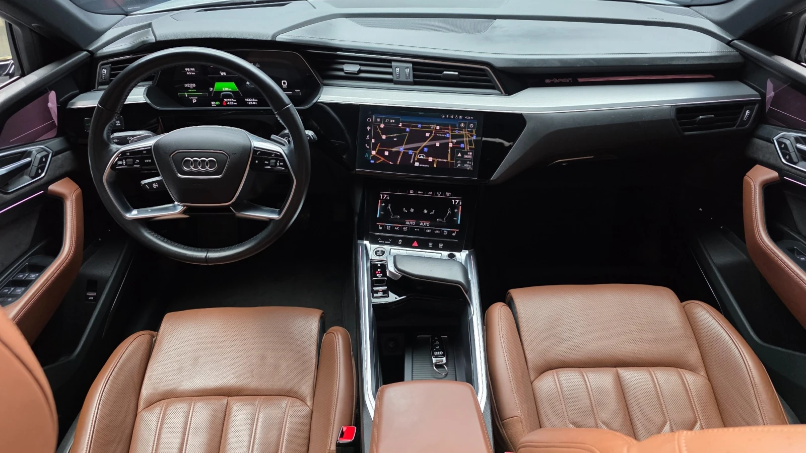 Audi E-Tron 55 Quattro , снимка 13 - Автомобили и джипове - 56011999