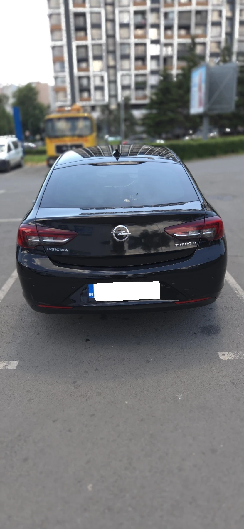 Opel Insignia Grand Sport, 1.6 cdti, 136 к.с., снимка 9 - Автомобили и джипове - 56076340