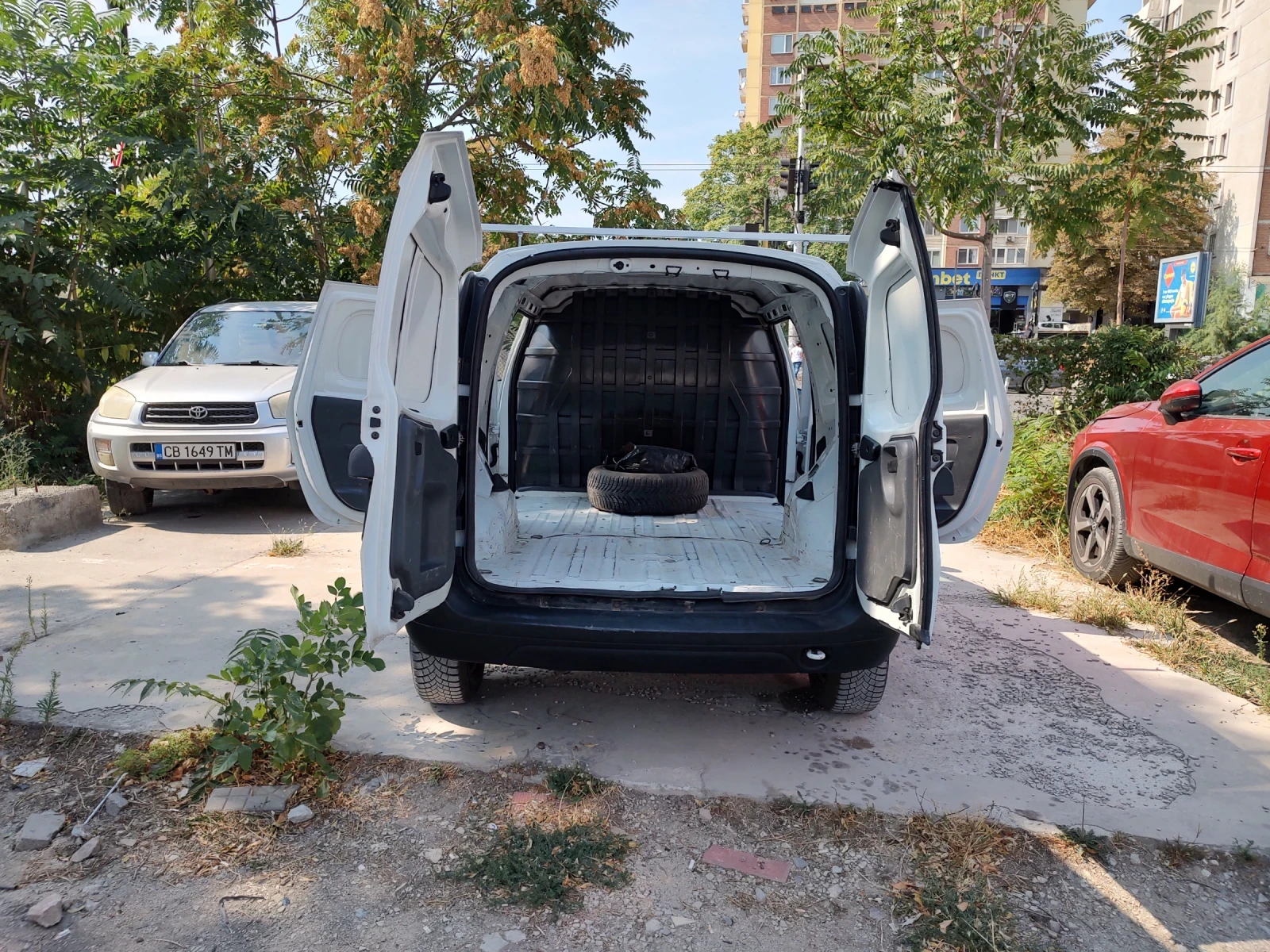 Dacia Logan 1.4 MPI, снимка 6 - Автомобили и джипове - 56165294