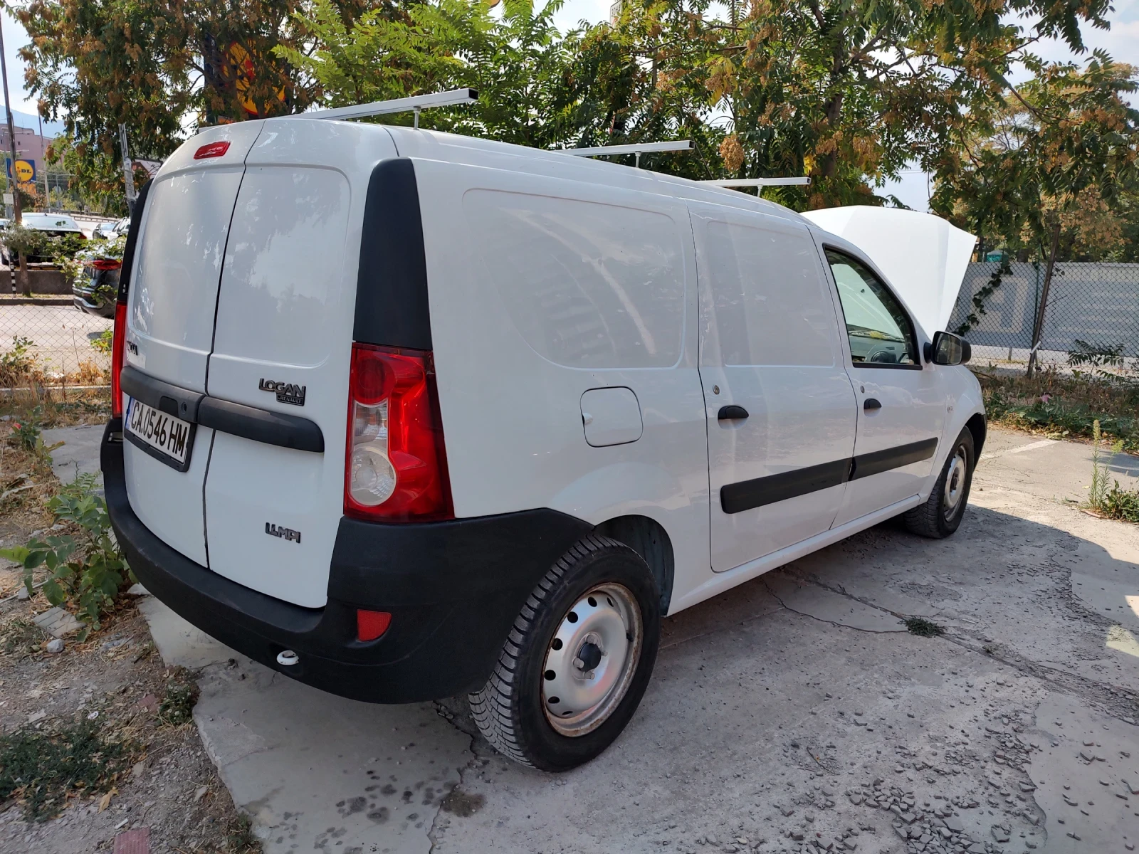 Dacia Logan 1.4 MPI, снимка 2 - Автомобили и джипове - 56165294