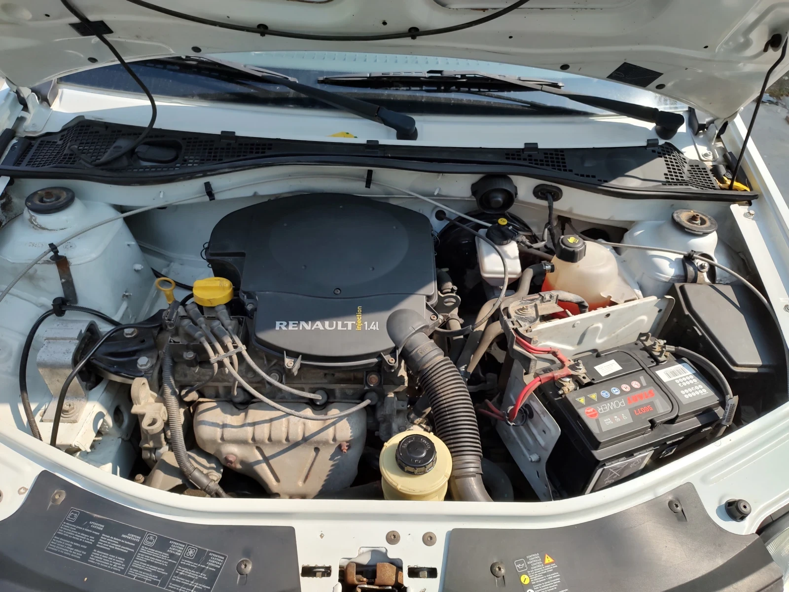 Dacia Logan 1.4 MPI, снимка 5 - Автомобили и джипове - 56165294