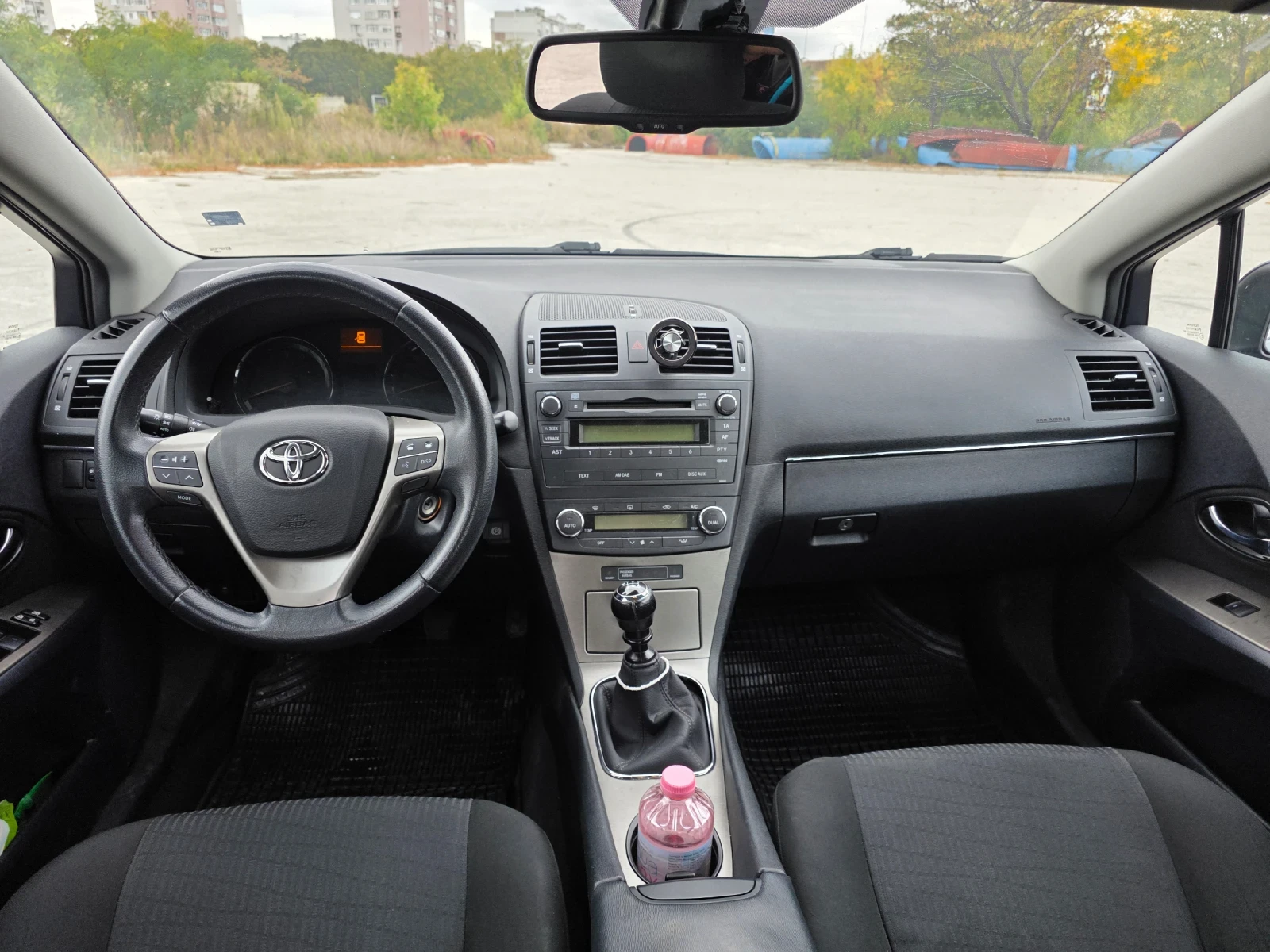 Toyota Avensis, снимка 8 - Автомобили и джипове - 56556769