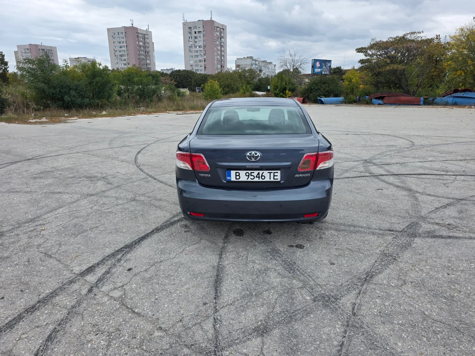 Toyota Avensis, снимка 4 - Автомобили и джипове - 56556769