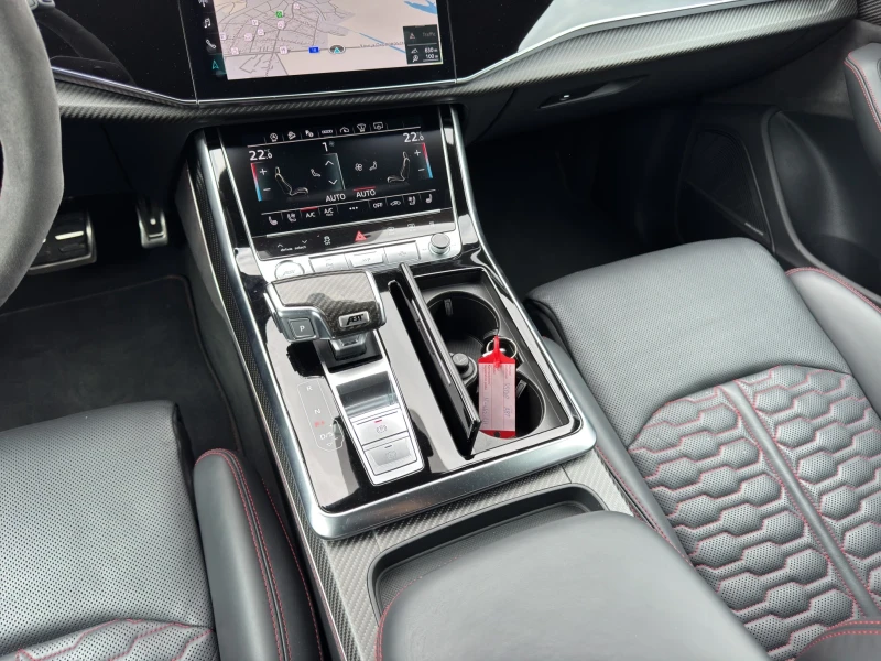Audi RSQ8 ABT* CERAMIC* CARBON* B&O 3D* 360 CAM* DISTR* PANO, снимка 13 - Автомобили и джипове - 52036130