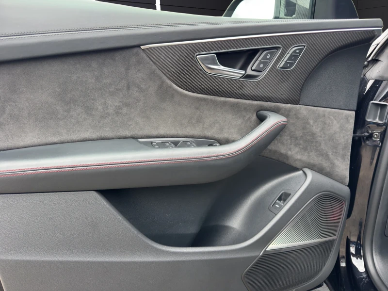 Audi RSQ8 ABT* CERAMIC* CARBON* B&O 3D* 360 CAM* DISTR* PANO, снимка 8 - Автомобили и джипове - 52036130
