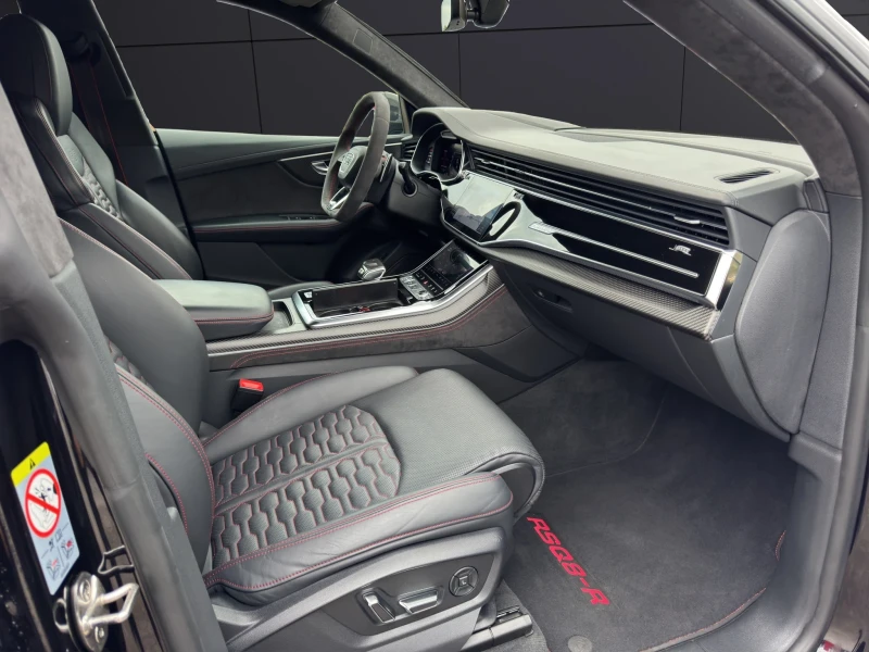 Audi RSQ8 ABT* CERAMIC* CARBON* B&O 3D* 360 CAM* DISTR* PANO, снимка 15 - Автомобили и джипове - 52036130