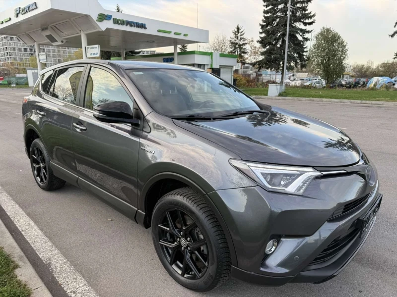 Toyota Rav4 HYBRID 68000, снимка 2 - Автомобили и джипове - 52394756