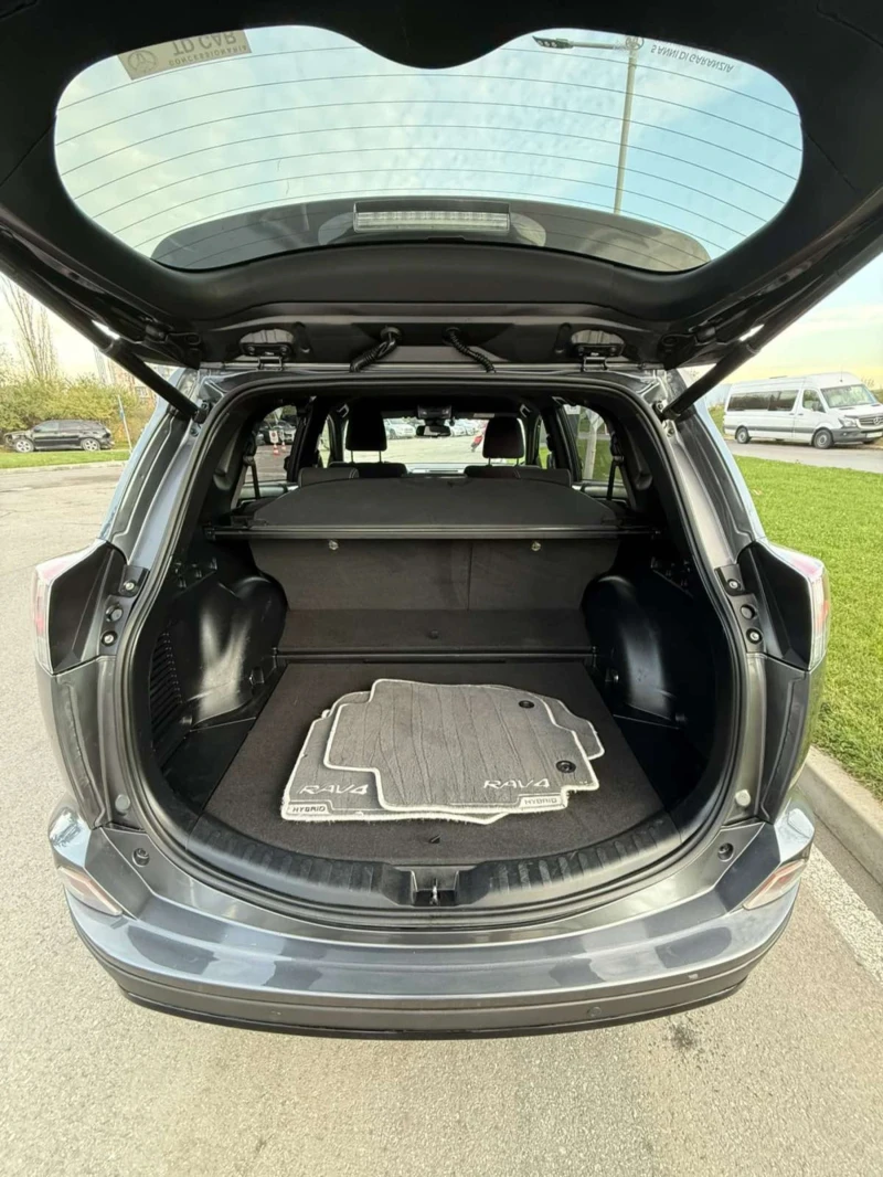 Toyota Rav4 HYBRID 68000, снимка 14 - Автомобили и джипове - 52394756