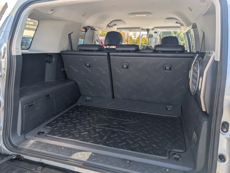 Toyota Fj cruiser 4WD, снимка 16 - Автомобили и джипове - 52449545