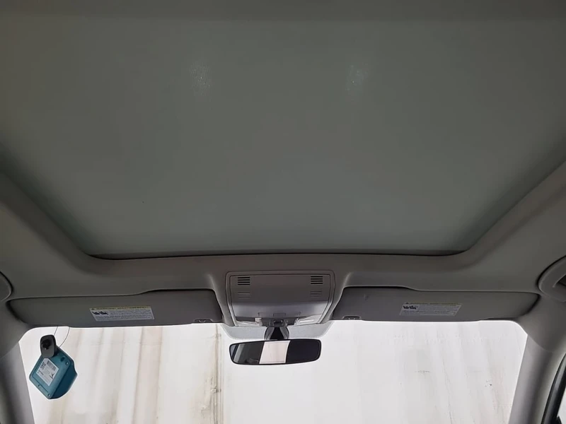 VW Tiguan * UNITED * CARFAX * БЕЗ ПЪРВОНАЧАЛНА ВНОСКА, снимка 13 - Автомобили и джипове - 52801026