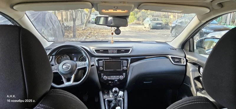 Nissan Qashqai, снимка 6 - Автомобили и джипове - 53137706