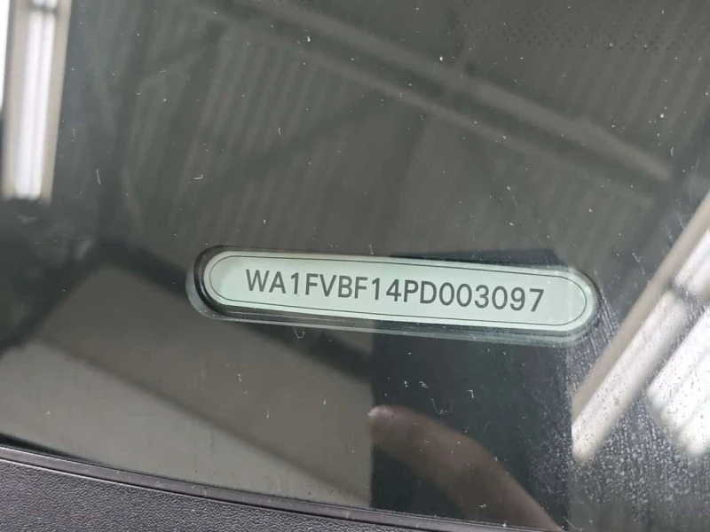 Audi Q8 * TECHNIK * CARFAX * ЦЕНА ДО БГ, снимка 15 - Автомобили и джипове - 53583737