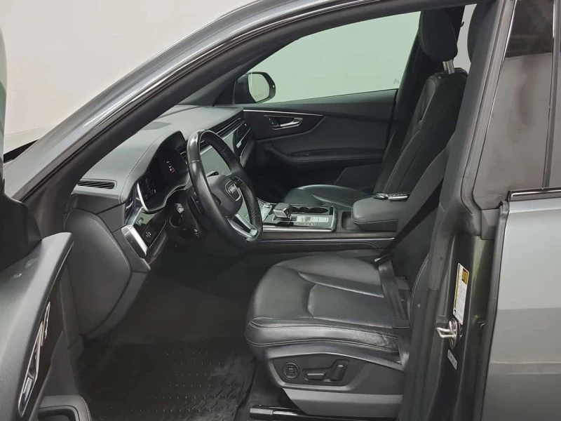 Audi Q8 * TECHNIK * CARFAX * ЦЕНА ДО БГ, снимка 5 - Автомобили и джипове - 53583737