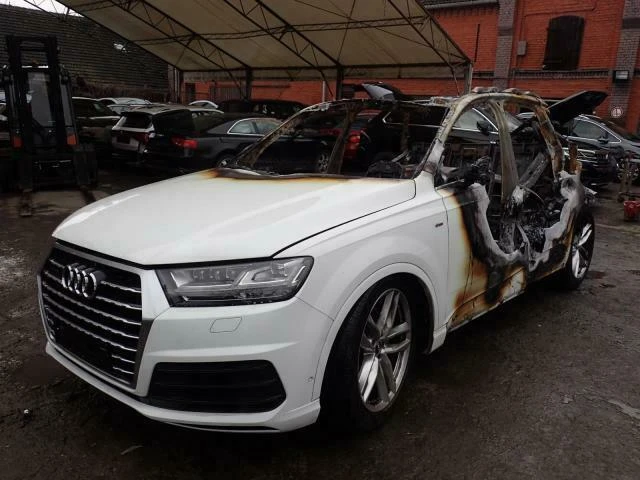 Audi Q7, снимка 1 - Автомобили и джипове - 28299193