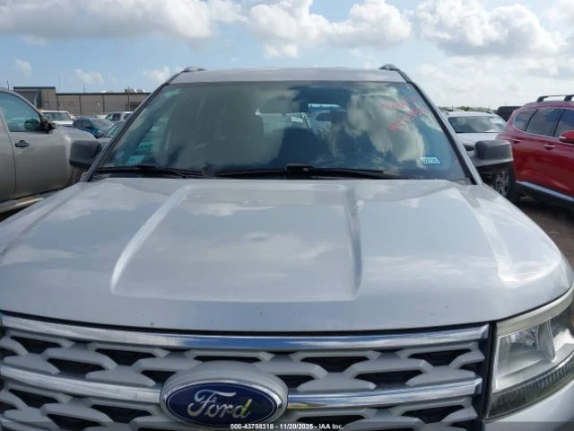 Ford Explorer XLT* CO-PILOT360* LANE KEEP* KEYLESS* CARPLAY* , снимка 6 - Автомобили и джипове - 53100656