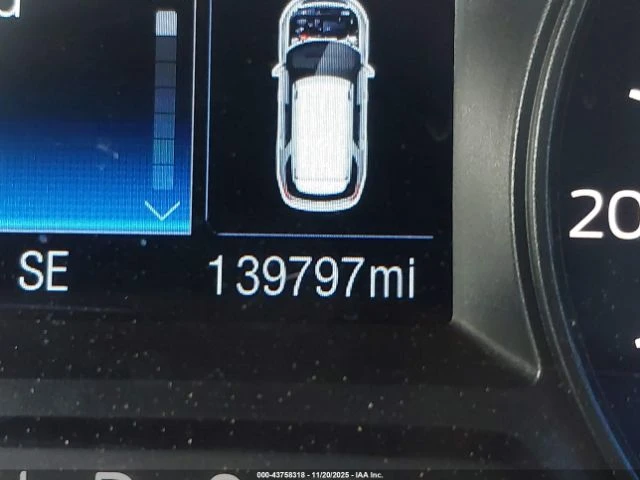 Ford Explorer XLT* CO-PILOT360* LANE KEEP* KEYLESS* CARPLAY* , снимка 14 - Автомобили и джипове - 53100656