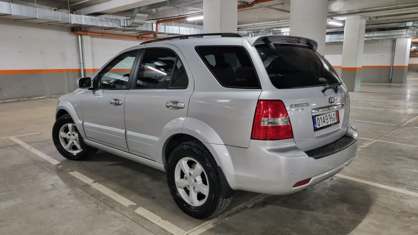 Kia Sorento Facelift 170 2.5crdi - изображение 4