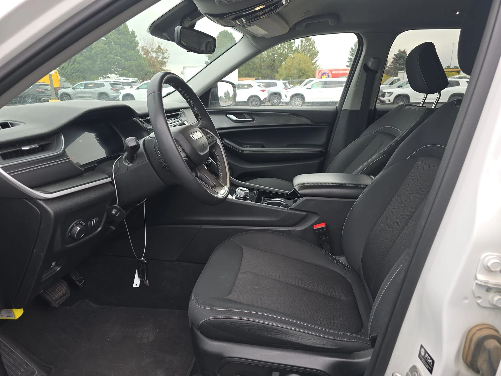 Jeep Grand cherokee LAREDO | Mobile.bg — изображение 13