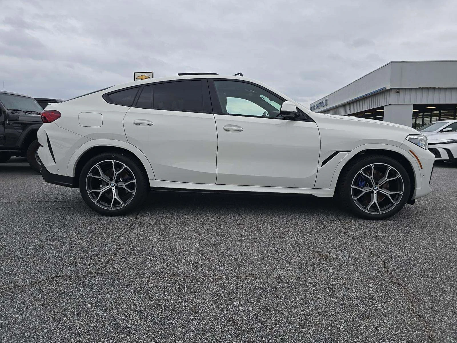 BMW X6 XDRIVE40I M SPORT| HuD| HARMAN| ����| FULL | Mobile.bg � ����������� 2
