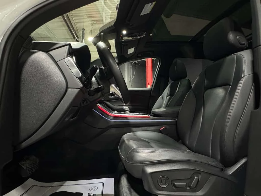 Audi Q7 * TECHNIK BLACK OPTICS CLEAN CARFAX! * CARFAX * ЦЕ, снимка 15 - Автомобили и джипове - 54082665