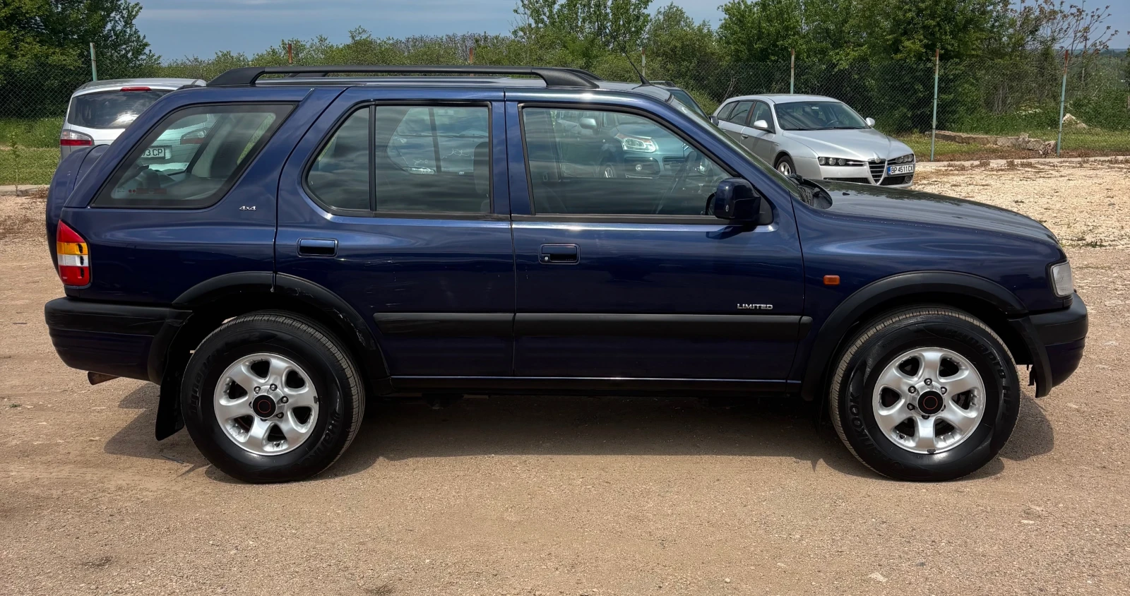 Opel Frontera 2.2 DTI, снимка 4 - Автомобили и джипове - 54361386