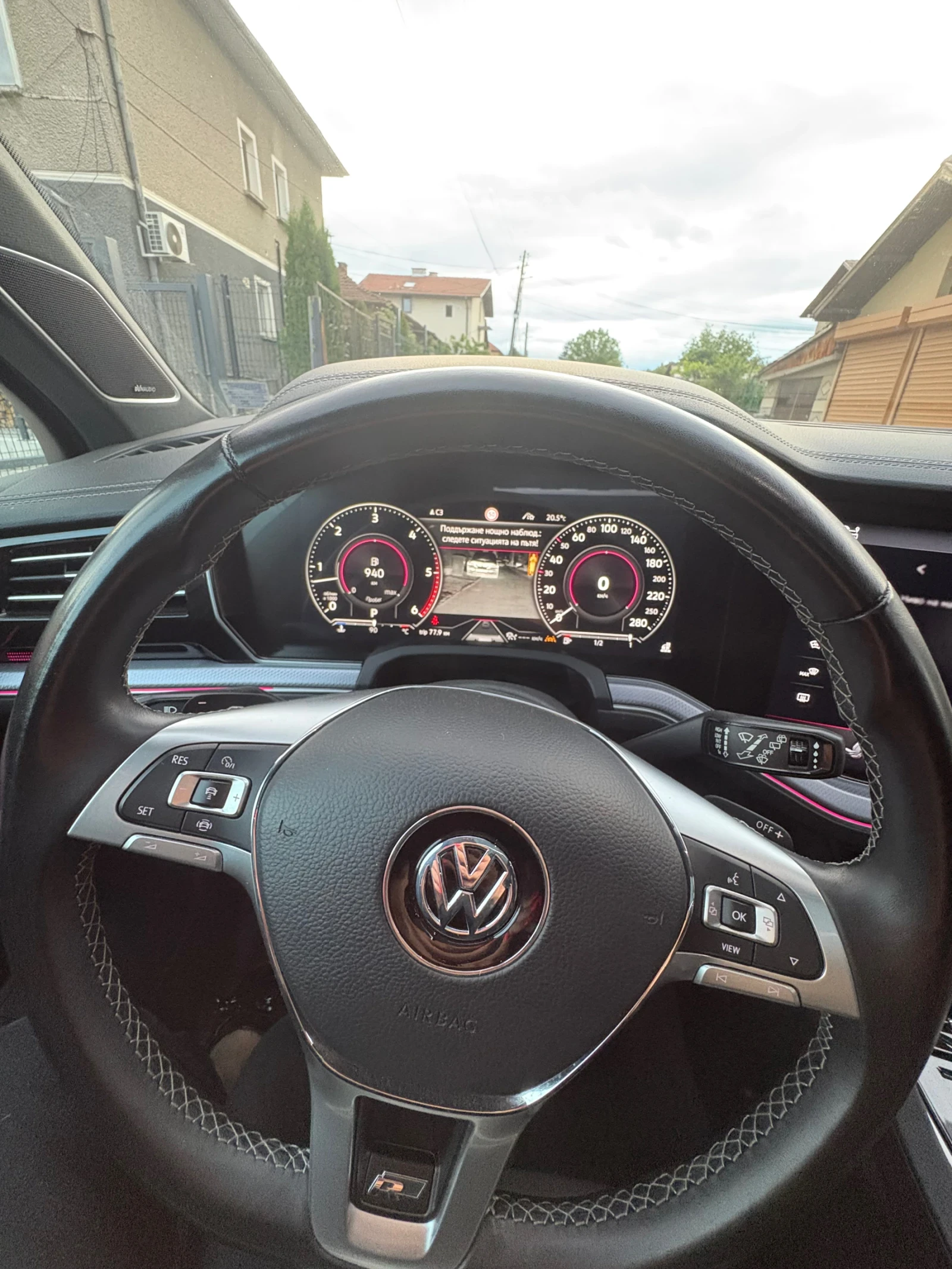 VW Touareg R-LINE 4.0TDI V8 4MOTION, снимка 7 - Автомобили и джипове - 54646330